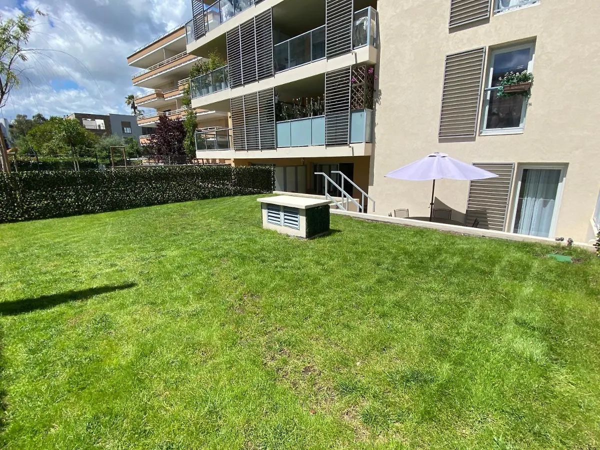 Fantastic Two-Bedroom Apartment - Le Jardin Des Iles Antibes