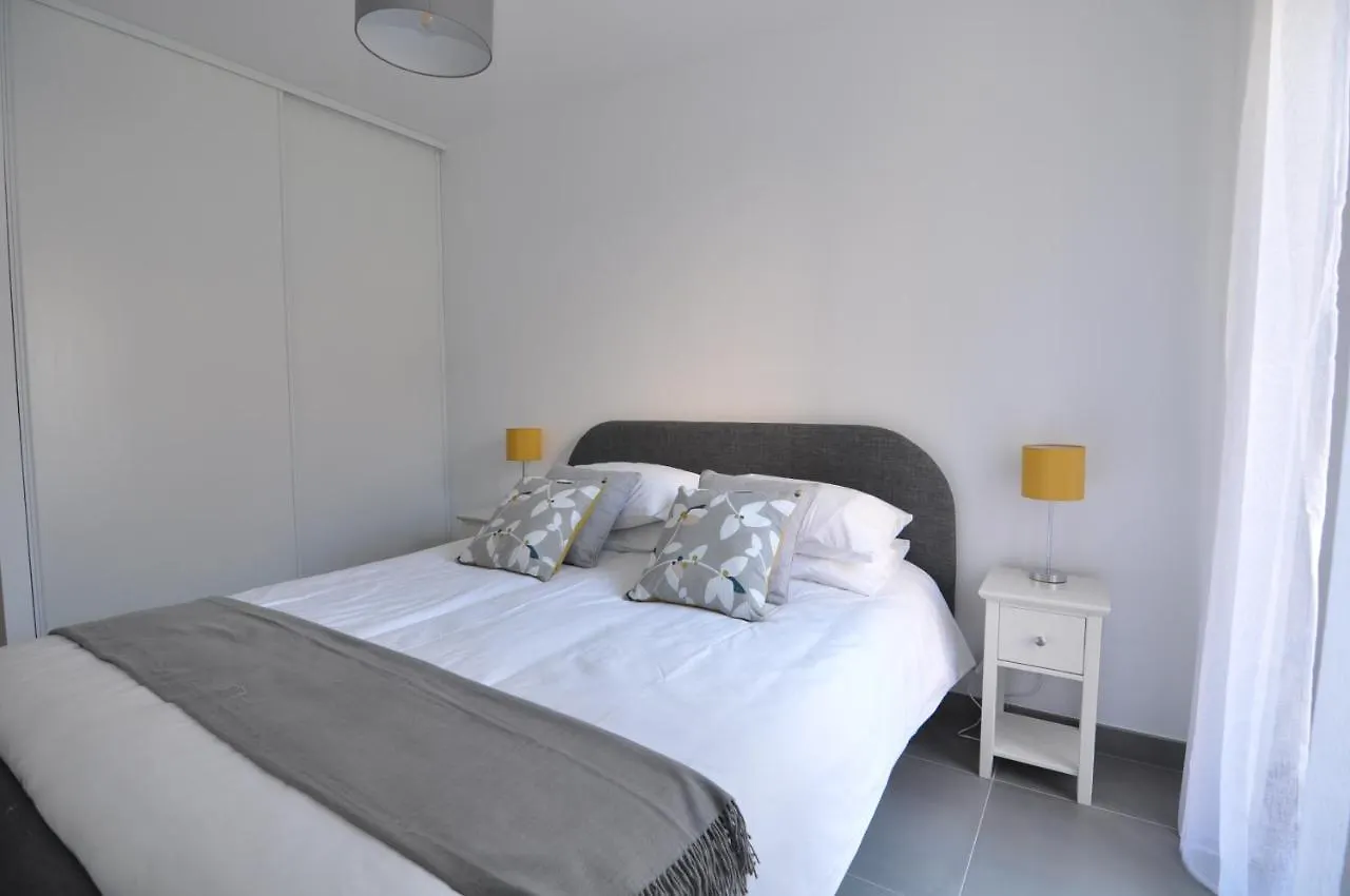 Fantastic Two-Bedroom Apartment - Le Jardin Des Iles Antibes