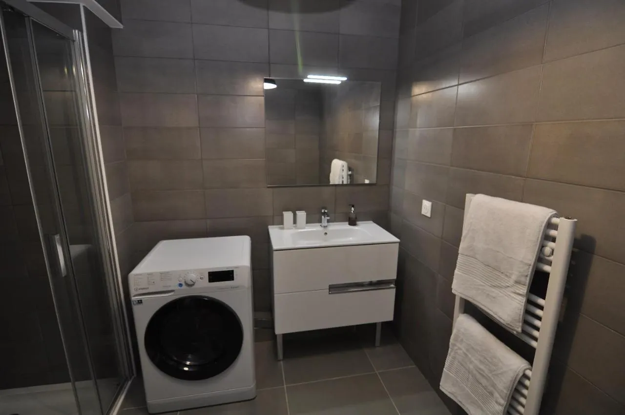 Fantastic Two-Bedroom Apartment - Le Jardin Des Iles Antibes